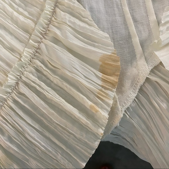 Textured Ruffle Jacket - Picture 3 of 3